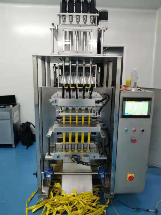 DXDK360型多列背封包裝機簡(jiǎn)介1298.png